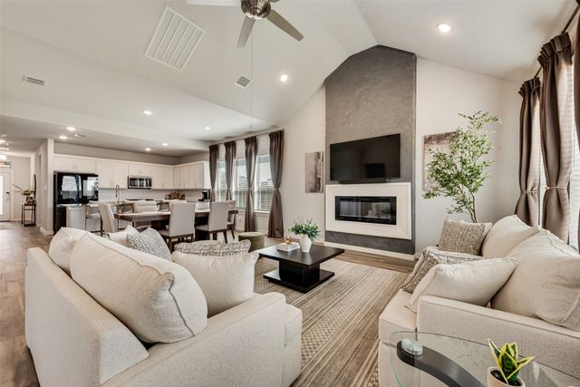 1201 Cinco Treaty Trail, Fort Worth, TX 76052