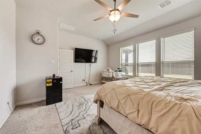 1201 Cinco Treaty Trail, Fort Worth, TX 76052