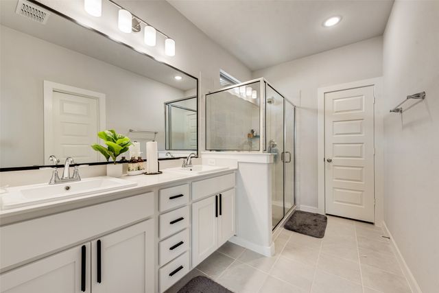 1201 Cinco Treaty Trail, Fort Worth, TX 76052