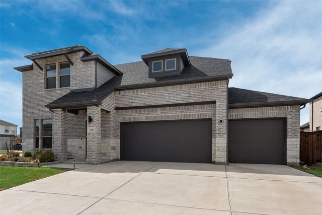 1201 Cinco Treaty Trail, Fort Worth, TX 76052