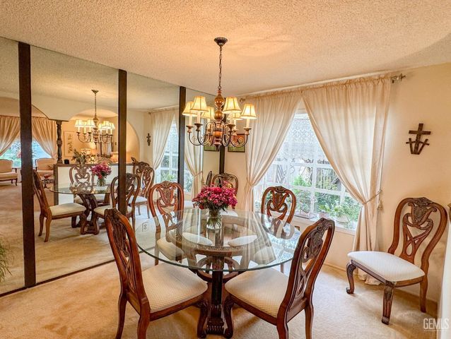 3509 Janene Way, Bakersfield, CA 93306