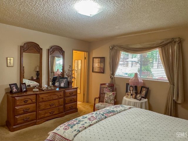 3509 Janene Way, Bakersfield, CA 93306