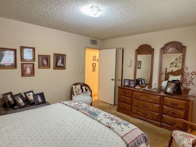 3509 Janene Way, Bakersfield, CA 93306