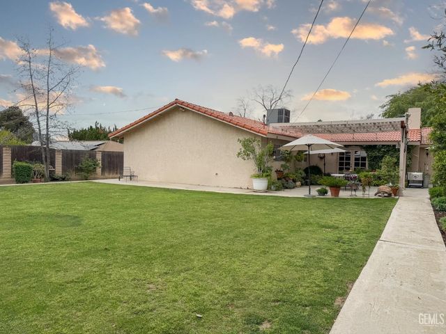 3509 Janene Way, Bakersfield, CA 93306