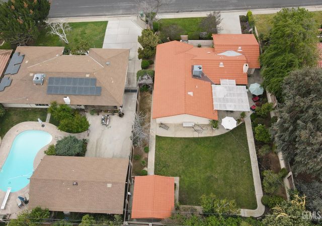 3509 Janene Way, Bakersfield, CA 93306