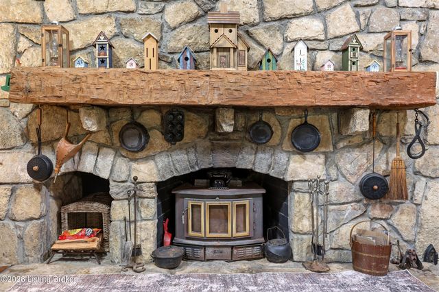 4100 Dana Rd, Crestwood, KY 40014