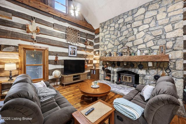 4100 Dana Rd, Crestwood, KY 40014