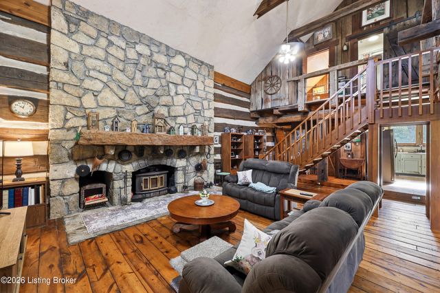 4100 Dana Rd, Crestwood, KY 40014