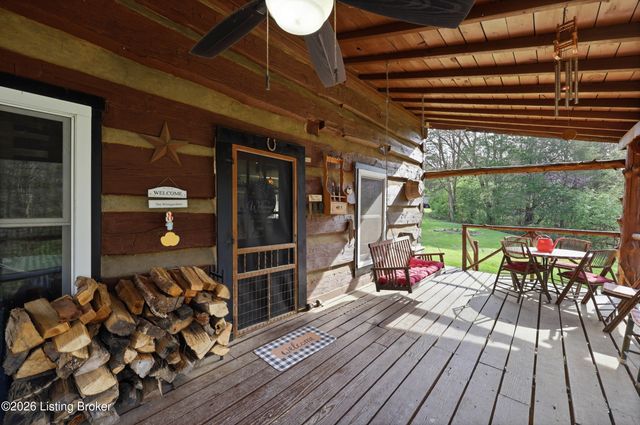 4100 Dana Rd, Crestwood, KY 40014