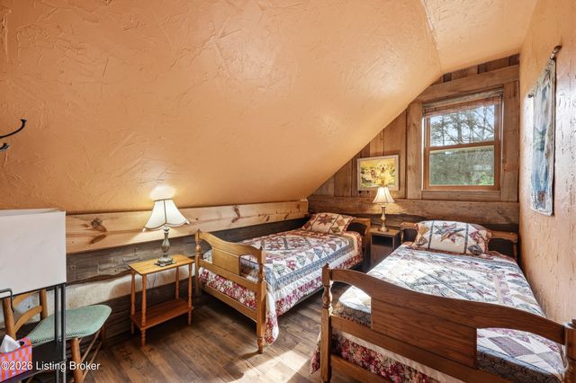 4100 Dana Rd, Crestwood, KY 40014