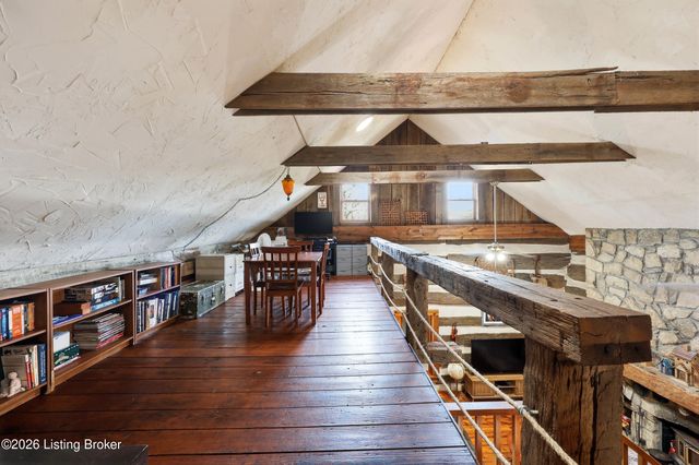 4100 Dana Rd, Crestwood, KY 40014