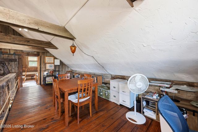 4100 Dana Rd, Crestwood, KY 40014