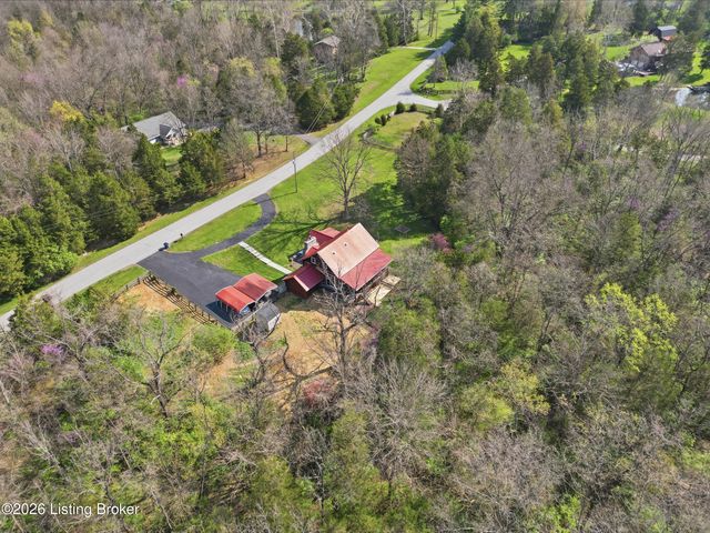 4100 Dana Rd, Crestwood, KY 40014