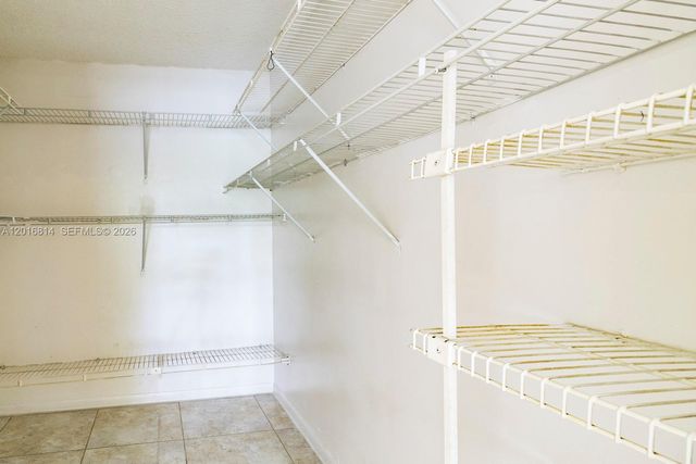 9022 NW 28th Dr 2-201, Coral Springs, FL 33065