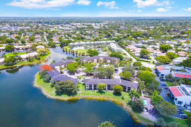 9022 NW 28th Dr 2-201, Coral Springs, FL 33065