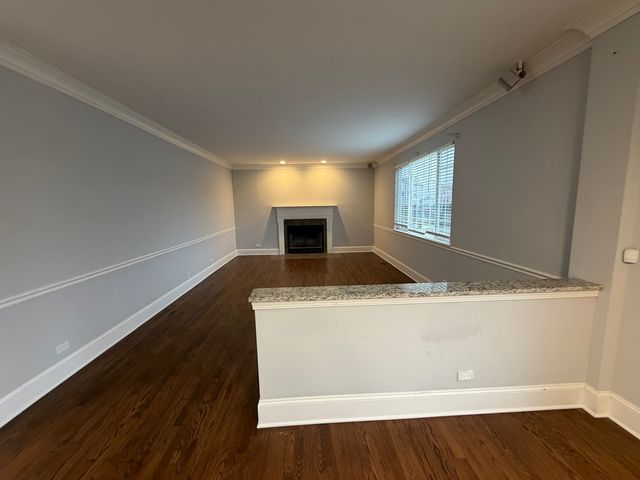 629 Waterford Lane, South Elgin, IL 60177