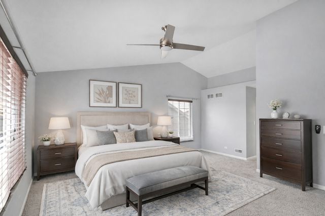 629 Waterford Lane, South Elgin, IL 60177