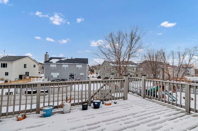 629 Waterford Lane, South Elgin, IL 60177