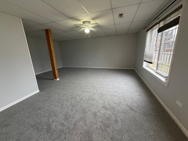 629 Waterford Lane, South Elgin, IL 60177