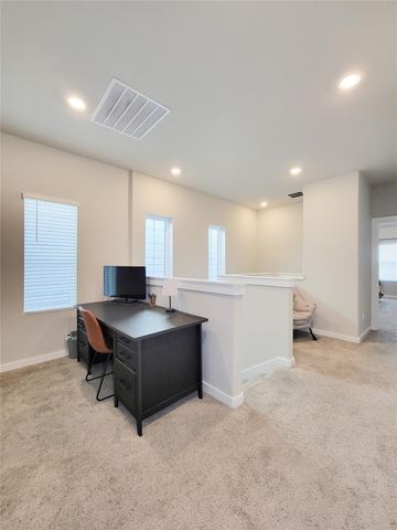 710 Seafoam Lane, Kemah, TX 77565