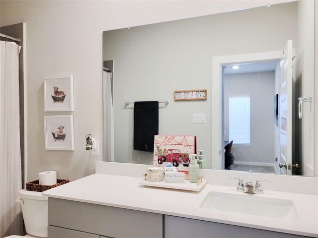 710 Seafoam Lane, Kemah, TX 77565