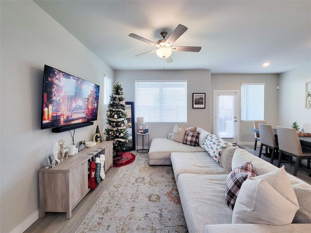 710 Seafoam Lane, Kemah, TX 77565