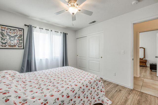 1671 E Granada Avenue, Fresno, CA 93720