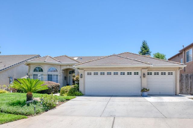 1671 E Granada Avenue, Fresno, CA 93720