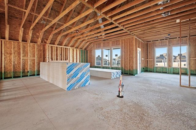 8213 NW 152nd Street, Edmond, OK 73013