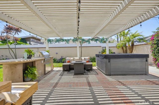 17711 Edwards, Huntington Beach, CA 92647