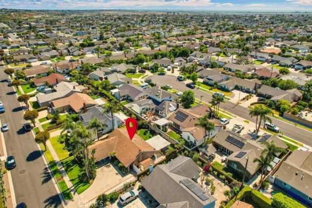 17711 Edwards, Huntington Beach, CA 92647