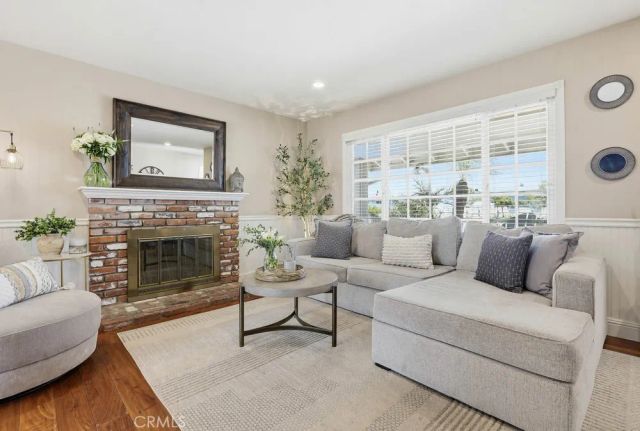 17711 Edwards, Huntington Beach, CA 92647
