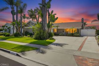 17711 Edwards, Huntington Beach, CA 92647