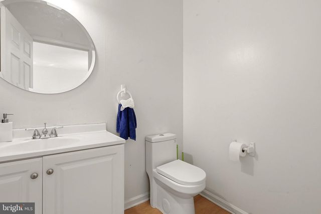 65 THREADLEAF TER, Burlington, NJ 08016