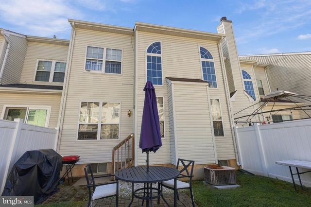 65 THREADLEAF TER, Burlington, NJ 08016