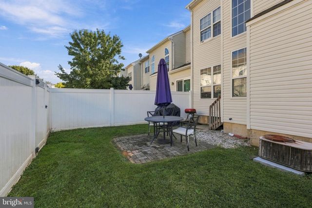 65 THREADLEAF TER, Burlington, NJ 08016