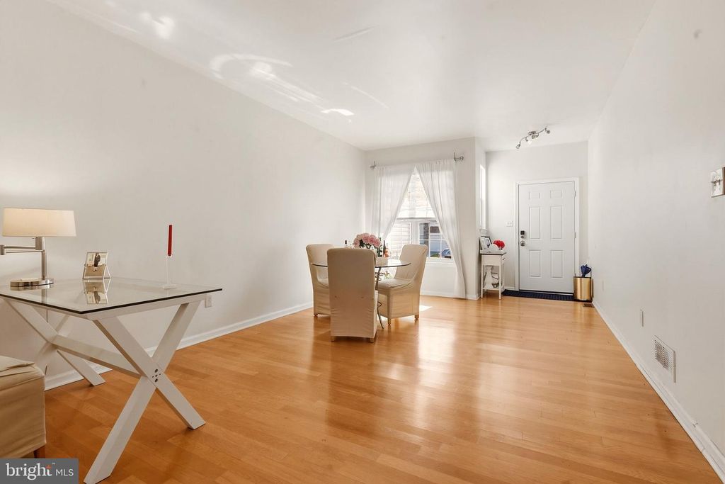 65 THREADLEAF TER, BURLINGTON, NJ 08016 — photo 2