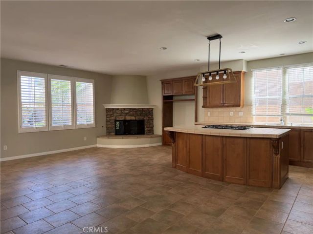 6 Napa, Irvine, CA 92602