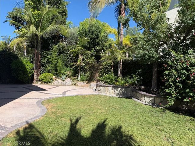 6 Napa, Irvine, CA 92602