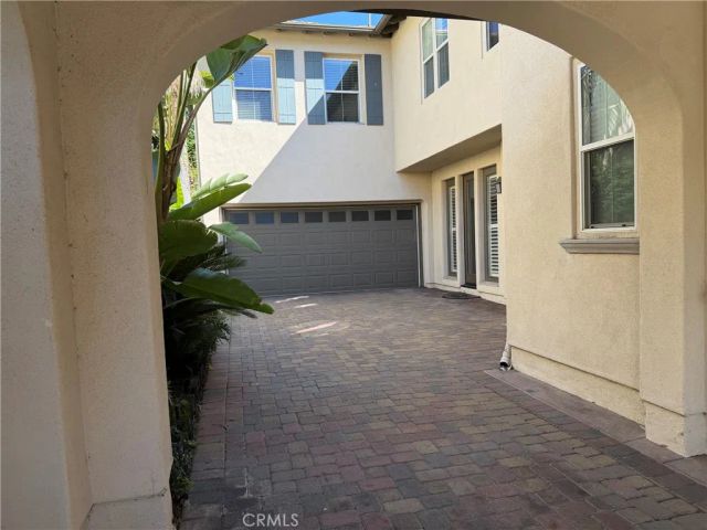 6 Napa, Irvine, CA 92602