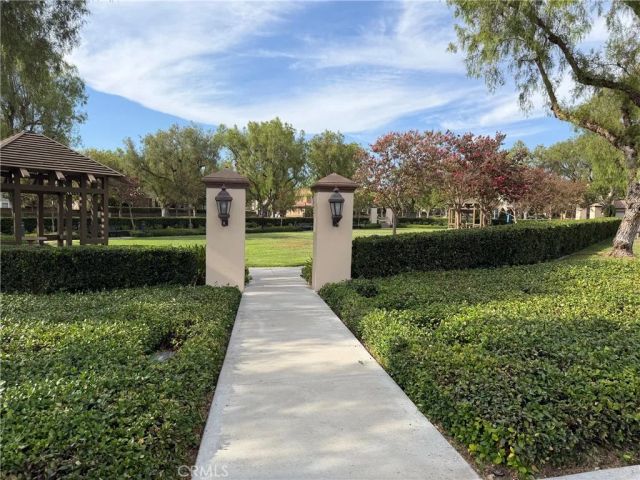 6 Napa, Irvine, CA 92602