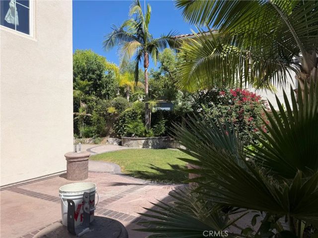 6 Napa, Irvine, CA 92602
