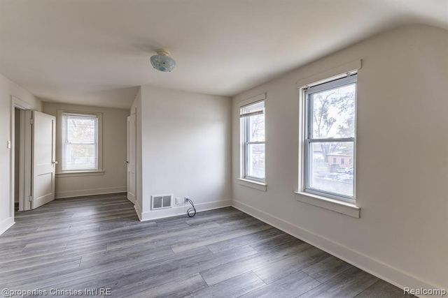 8056 Dawn Drive, Sterling Heights, MI 48314