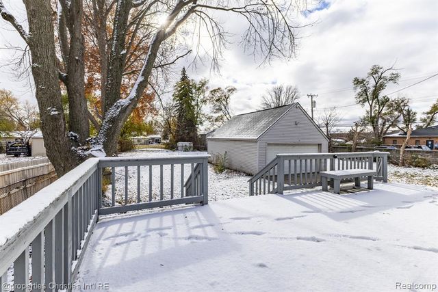 8056 Dawn Drive, Sterling Heights, MI 48314