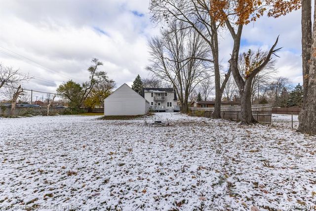 8056 Dawn Drive, Sterling Heights, MI 48314