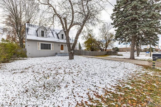 8056 Dawn Drive, Sterling Heights, MI 48314