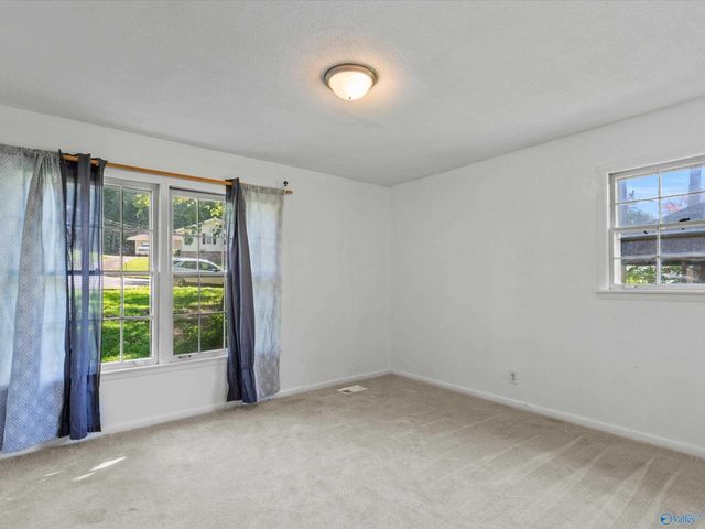 2804 Coosa Circle, Huntsville, AL 35810