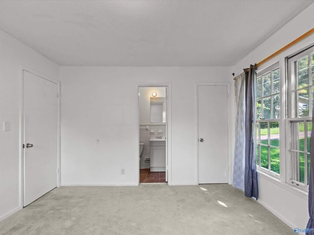 2804 Coosa Circle, Huntsville, AL 35810