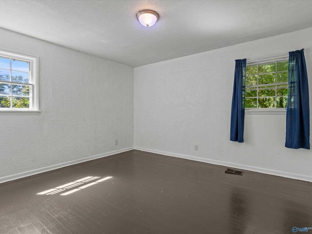 2804 Coosa Circle, Huntsville, AL 35810