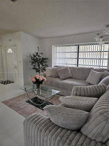 12700 SW 147th St, Miami, FL 33186